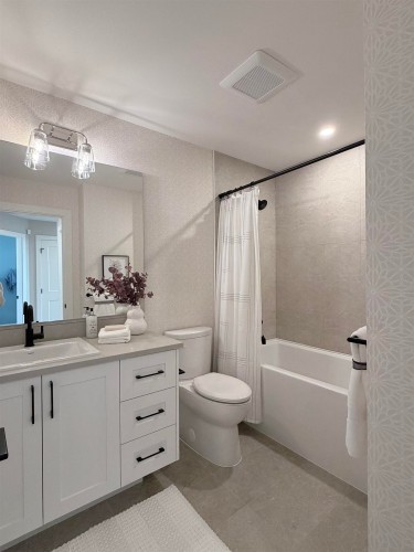 3417 Galloway Avenue, Coquitlam, BC 