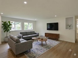 5787 Ebbtide Street Sechelt, BC V0N 0B7