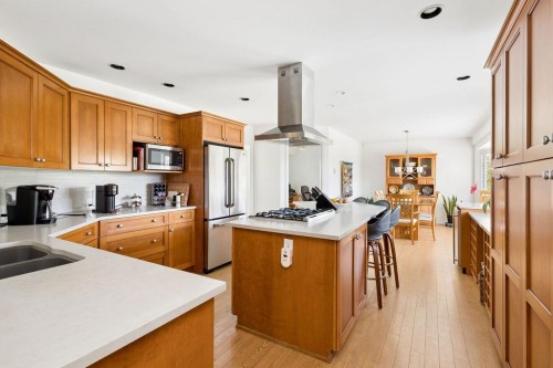 1005 Westmount Drive, Port Moody, BC 