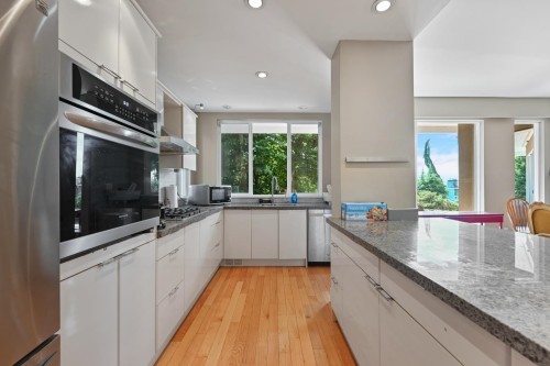 Main Floor-1053 Millstream Road , Vancouver, BC V7S 2C8 2