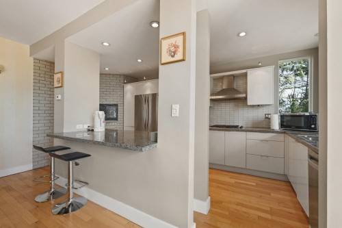 Main Floor-1053 Millstream Road , Vancouver, BC V7S 2C8 5