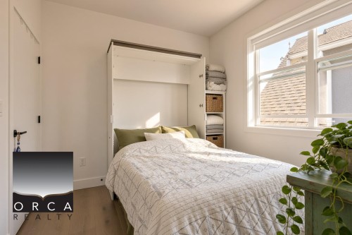 1784 Charles Street, Vancouver, BC 