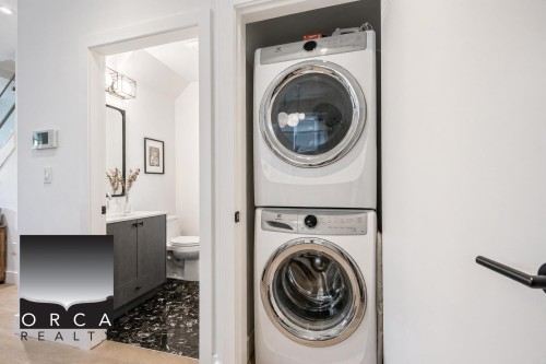 1784 Charles Street, Vancouver, BC 