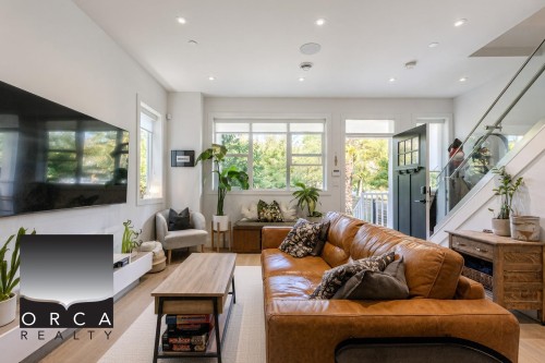 1784 Charles Street, Vancouver, BC 