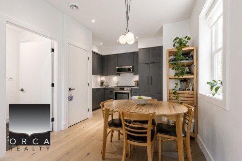 1784 Charles Street, Vancouver, BC 