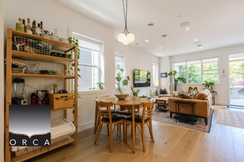 1784 Charles Street, Vancouver, BC 