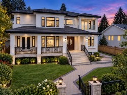 4791 Clinton Street Burnaby, BC V5J 2L1