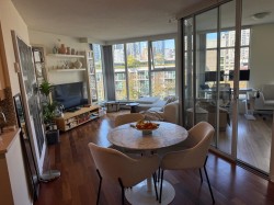 802-1009 Expo Boulevard Vancouver, BC V6Z 2V9
