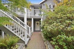 102-1538 Bowser Avenue North Vancouver, BC V7P 2Y3