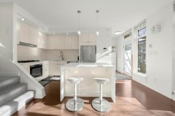 1053 Homer Street  Vancouver, BC V6B 2X5