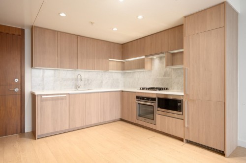 2708-6538 Nelson Avenue , Burnaby, BC V5H 0G5 2