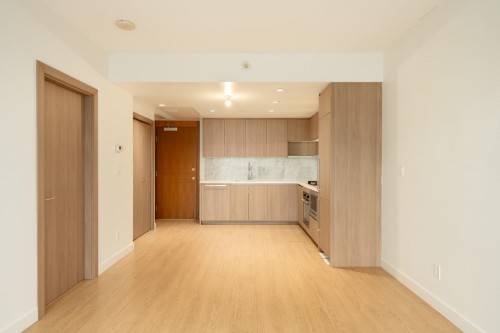 2708-6538 Nelson Avenue , Burnaby, BC V5H 0G5 5