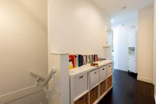 2118 Eton Street, Vancouver, BC 