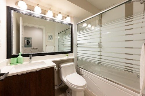 2118 Eton Street, Vancouver, BC 