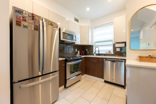 2118 Eton Street, Vancouver, BC 