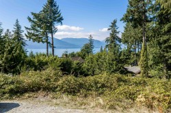 475 Bayview Road Lions Bay, BC V0N 2P0