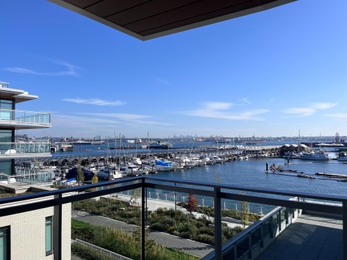 407-785 Harbour Way , North Vancouver, BC V7P 0G3 2