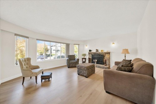 604 54Th Avenue E, Vancouver, BC 