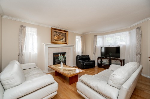 188 Wyndham Crescent, Anmore, BC 