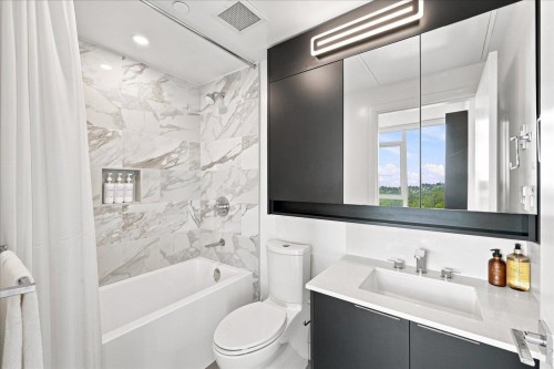 1009-901 Lougheed Highway, Coquitlam, BC 