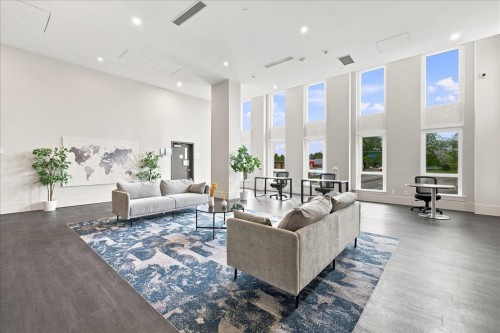 1009-901 Lougheed Highway, Coquitlam, BC 