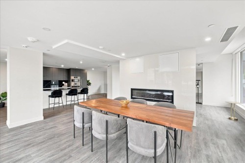 1009-901 Lougheed Highway, Coquitlam, BC 