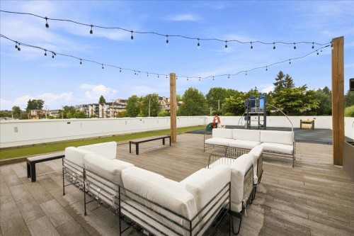 1009-901 Lougheed Highway, Coquitlam, BC 