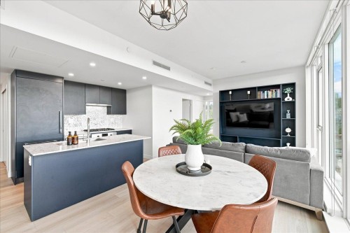 1009-901 Lougheed Highway, Coquitlam, BC 