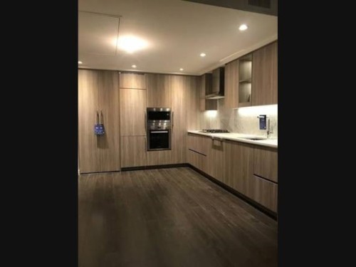 3801-4720 Lougheed Highway , Burnaby, BC V5C 0M8 4