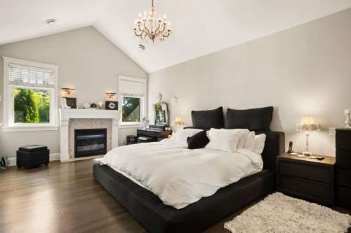5562 Crown Street, Vancouver, BC 