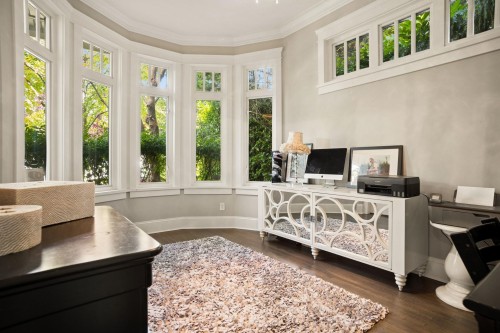 5562 Crown Street, Vancouver, BC 