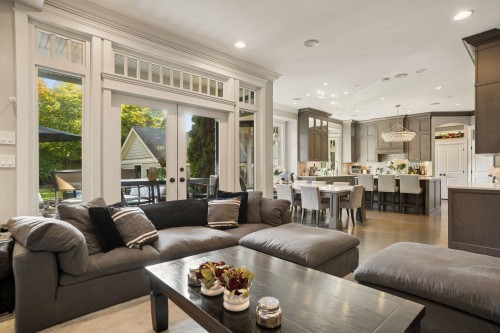 5562 Crown Street, Vancouver, BC 