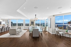 3103-717 Jervis Street Vancouver, BC V6E 4L5