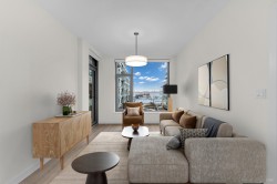 401-755 Harbourside Drive North Vancouver, BC V7P 0G1