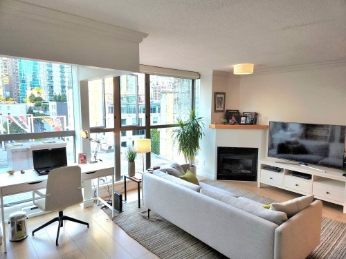 702-928 Richards Street , Vancouver, BC V6B 3C1 5
