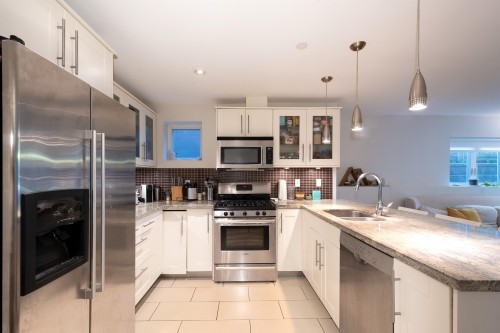 1931 7Th Avenue E, Vancouver, BC 
