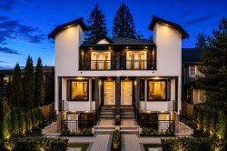 254 18th Street ENorth Vancouver, BC V7L 2X6