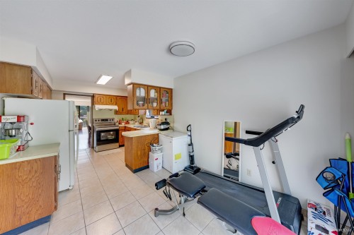 2537 27Th Avenue E, Vancouver, BC 