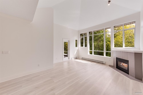 405-3625 Windcrest Drive  North Vancouver, BC V7G 2S6