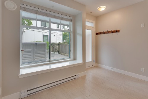 13-5152 Canada Way, Burnaby, BC 