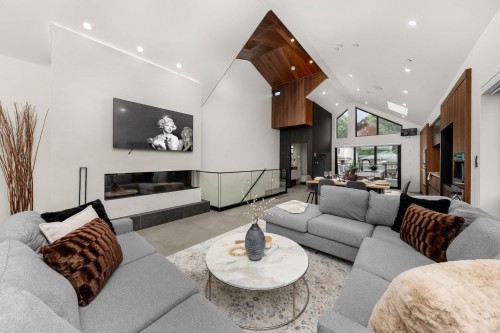 5027 Inverness Street, Vancouver, BC 