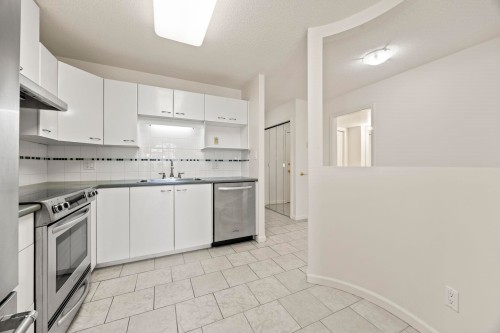 401-4425 Halifax Street , Burnaby, BC V5C 6P2 4