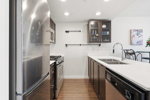 319-4818 Eldorado Mews, Vancouver, BC 