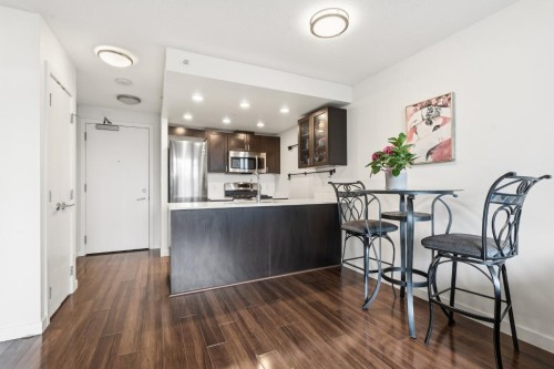 319-4818 Eldorado Mews, Vancouver, BC 