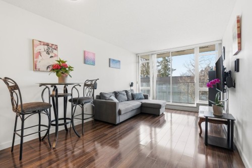 319-4818 Eldorado Mews, Vancouver, BC 