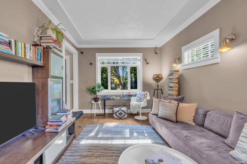 2317 Graveley Street, Vancouver, BC 