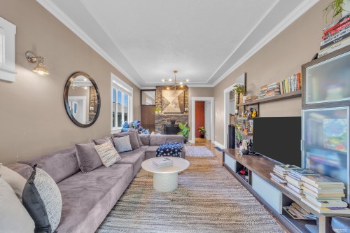 2317 Graveley Street, Vancouver, BC 