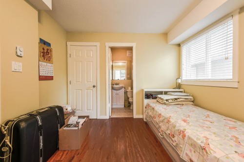 7393 Turnill Street , Richmond, BC V6Y 0C1 2
