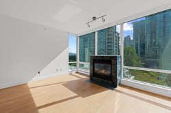505-590 Nicola Street Vancouver, BC V6G 3J8