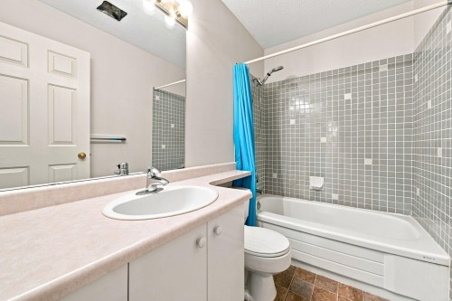 305-8751 General Currie Road, Richmond, BC 